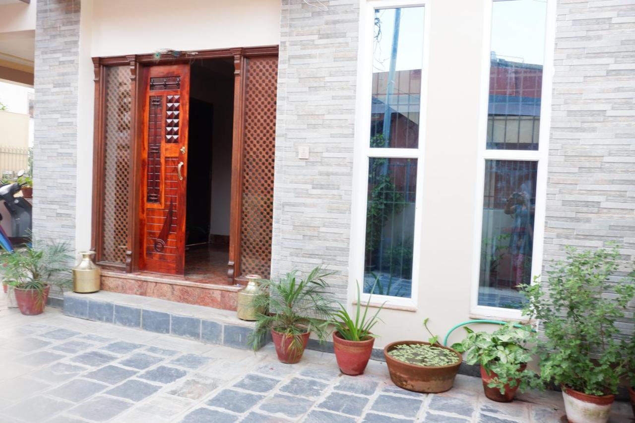 Shine Homestay Famille Francophone - Shine Home And Apartment Katmandu Dış mekan fotoğraf