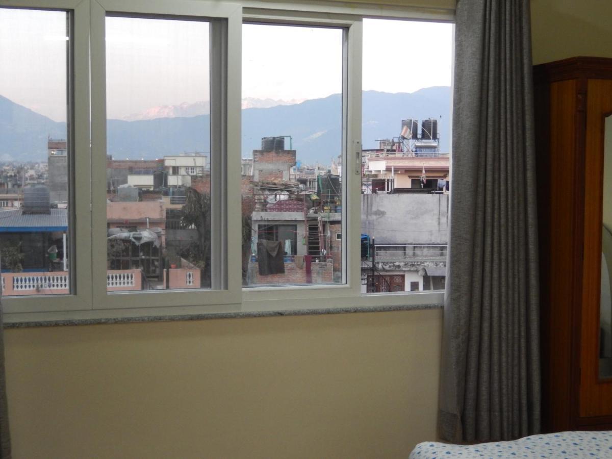 Shine Homestay Famille Francophone - Shine Home And Apartment Katmandu Dış mekan fotoğraf