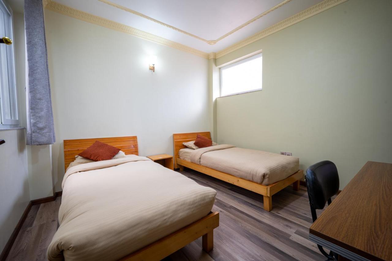 Shine Homestay Famille Francophone - Shine Home And Apartment Katmandu Dış mekan fotoğraf