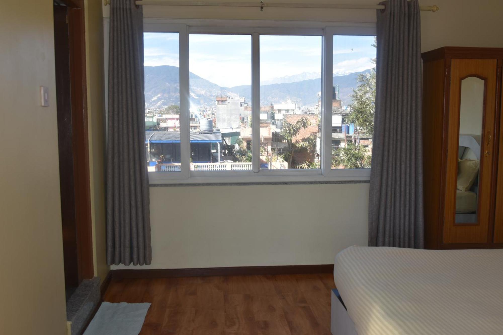 Shine Homestay Famille Francophone - Shine Home And Apartment Katmandu Dış mekan fotoğraf