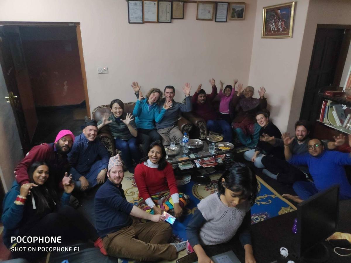 Shine Homestay Famille Francophone - Shine Home And Apartment Katmandu Dış mekan fotoğraf