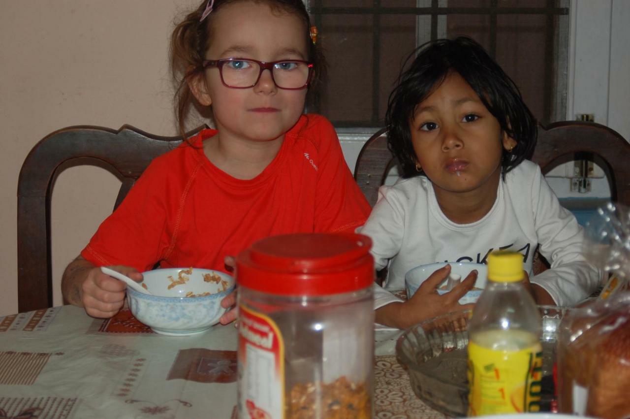 Shine Homestay Famille Francophone - Shine Home And Apartment Katmandu Dış mekan fotoğraf
