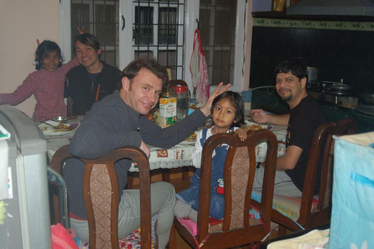Shine Homestay Famille Francophone - Shine Home And Apartment Katmandu Dış mekan fotoğraf