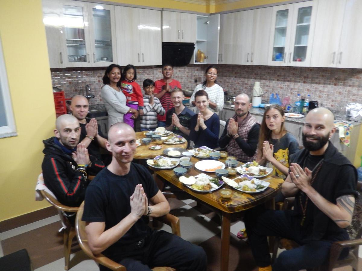 Shine Homestay Famille Francophone - Shine Home And Apartment Katmandu Dış mekan fotoğraf